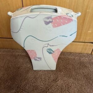 Rare vintage David Petrakovitz signed pastel vase